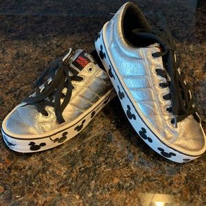 ZARA GIRLS MICKEY MOUSE SNEAKERS EU 34/US 2.5